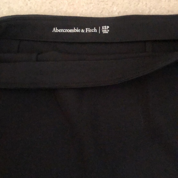 Abercrombie & Fitch Fitted Slit Asymmetrical Tulip Skirt - Picture 5 of 9